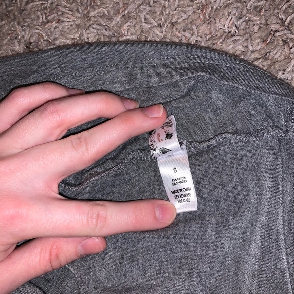 Grey Tank Top - Picture 5 of 5